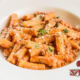 Rigatoni Bolognese